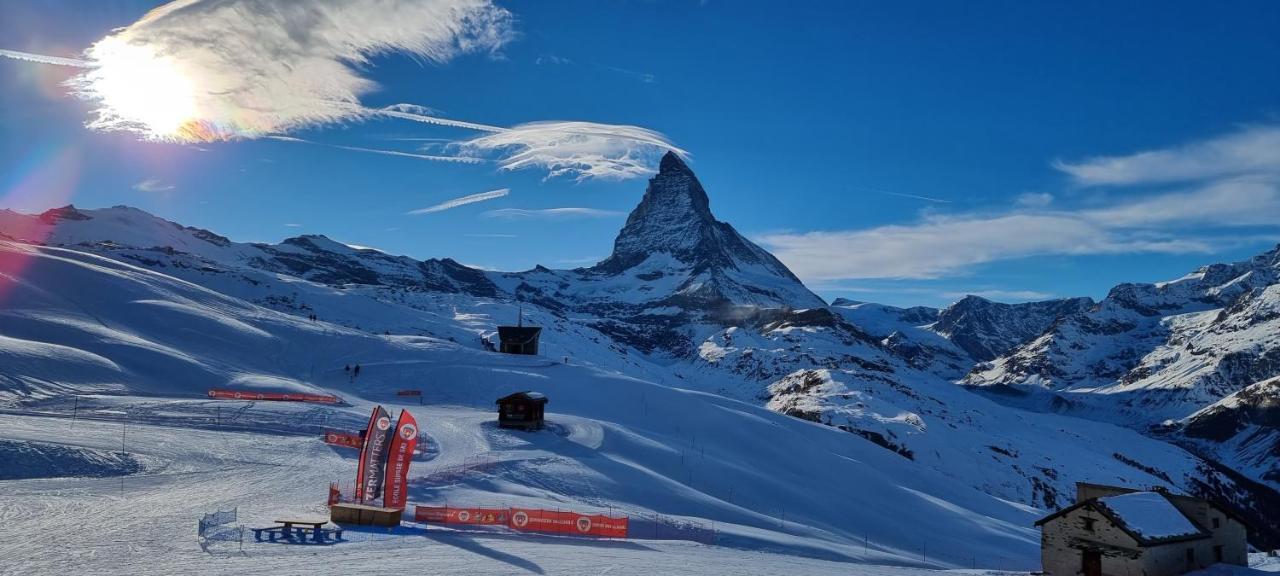 Appartement au centre de Zermatt  Extérieur photo